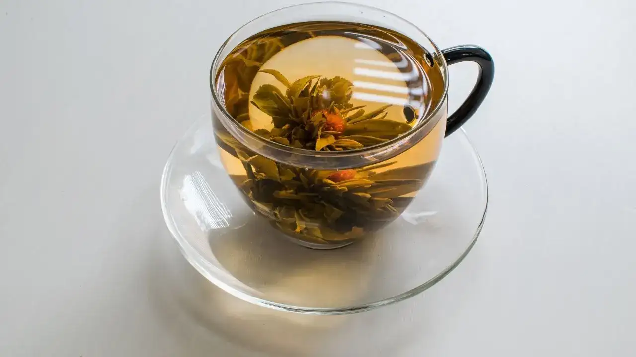 Bitki Çaylarının Güvenli Tüketimi Rehberi 6